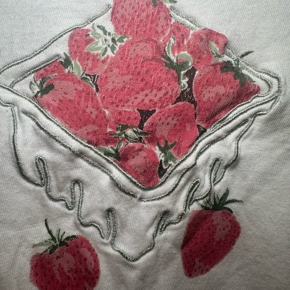 Abercrombie & Fitch Embroidered Strawberry White Graphic T-Shirt - Picture 2 of 2